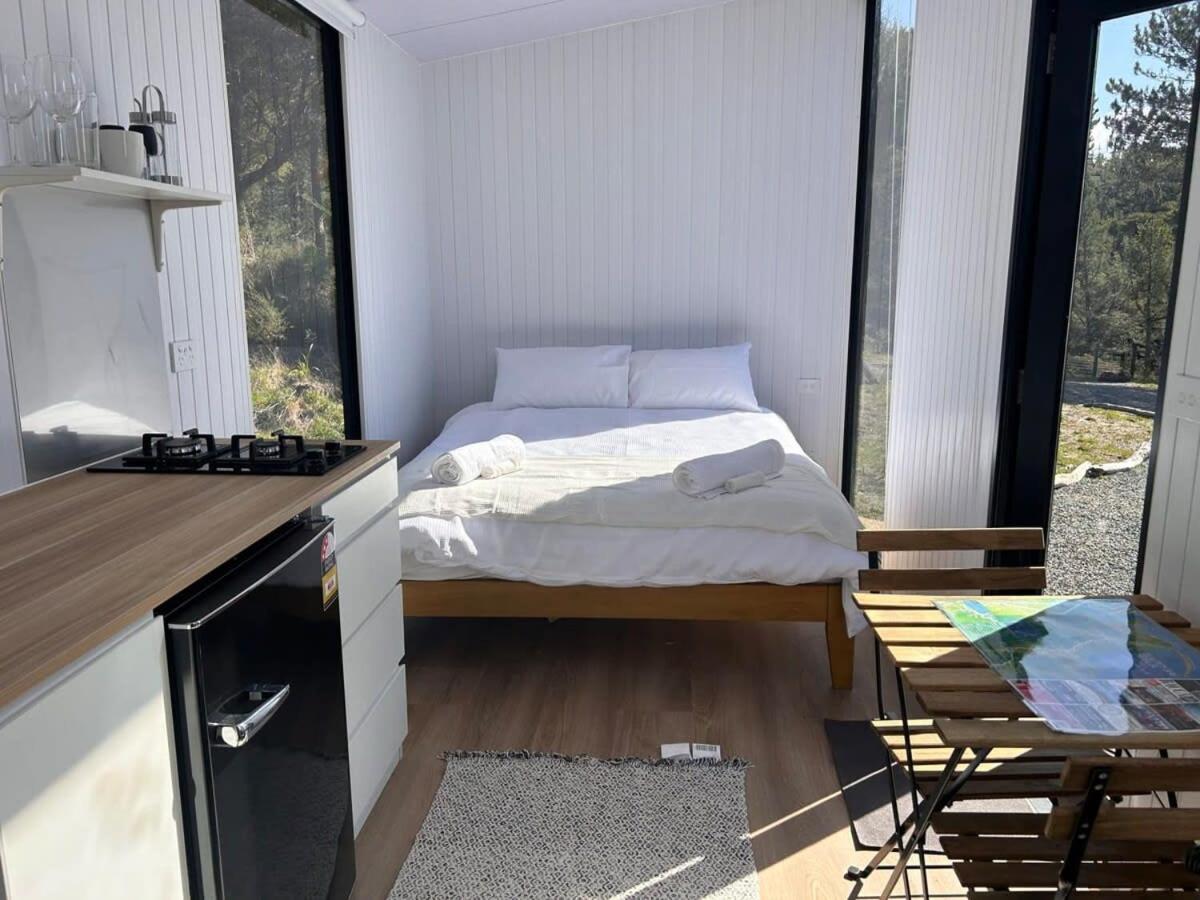 Ruru Tiny House By Tiny Away Rangihaeata Exterior foto